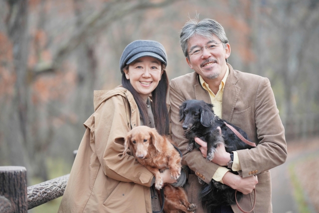 【横浜】ペットと一緒の海洋散骨ガイド:全部散骨と一部散骨(分骨)の違いと後悔しない選び方